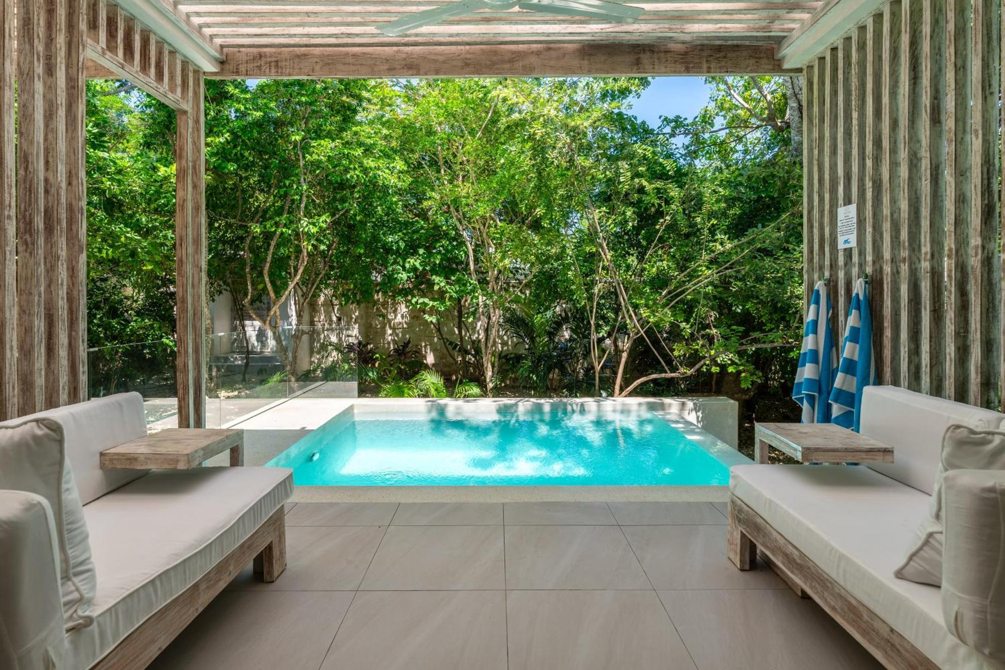 Saffron Villas เดียนีบีช ภายนอก รูปภาพ
